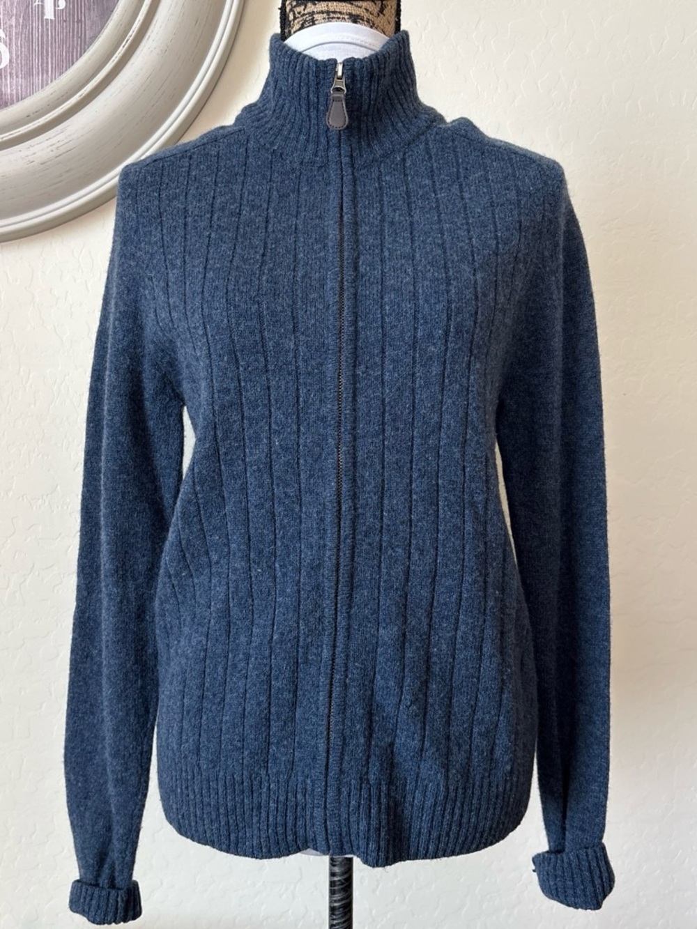 Women's Ribbed Zip-Up Mock Neck 100% wool Sweater Cardigan - Blue. S
